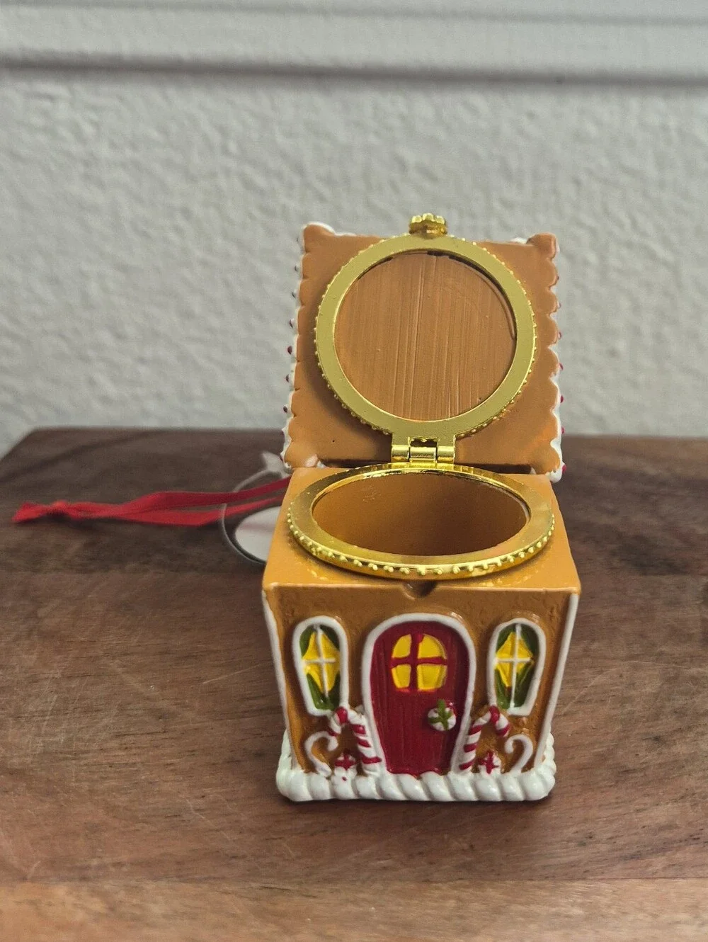 Gingerbreadhouse Trinket Box Ornament
